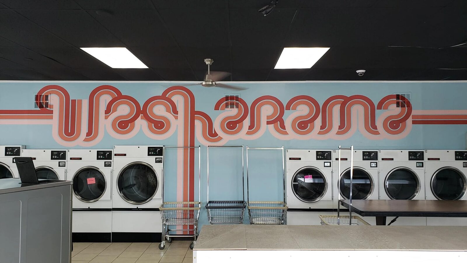 Wash-A-Rama Retro Murals