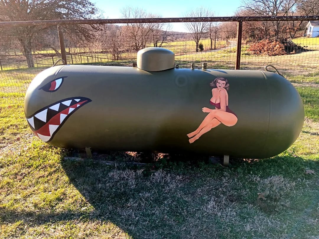 Lucky Luce Painted Tank